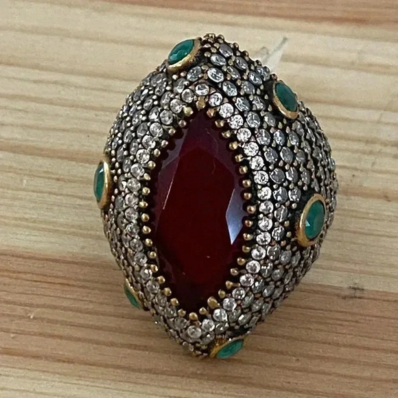 High End Unique Turkish Rhinestone Statement Ring - Picture 6 of 7